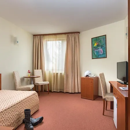 Hotel Pirin &