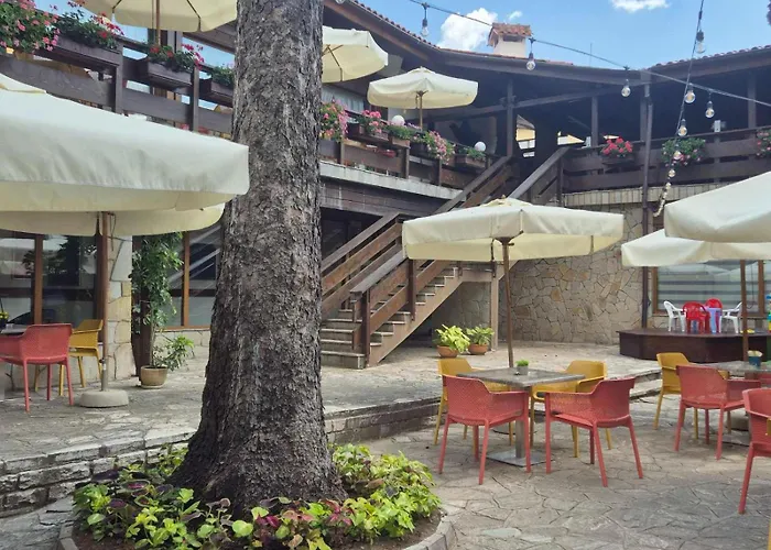 Hotel Pirin 4*