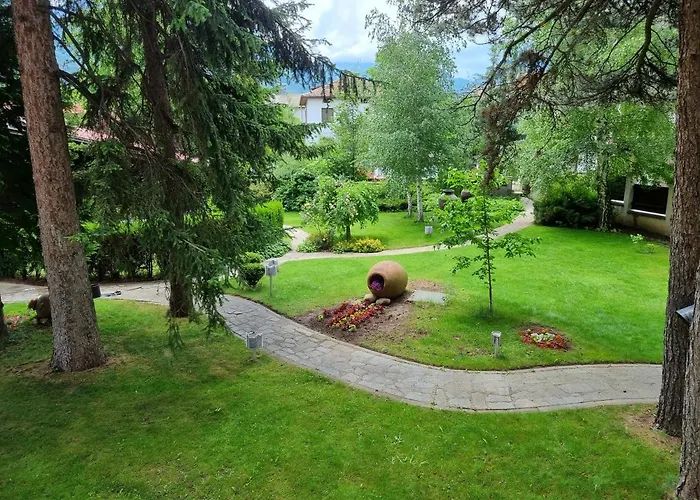 Pirin & 4* 반스코